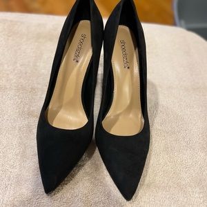 Womens size 11 high heels. Never worn.